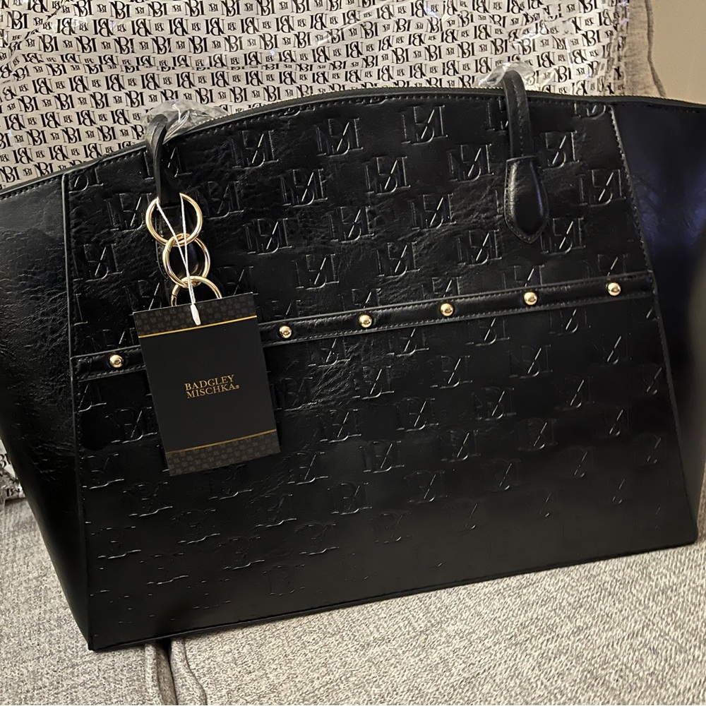 Brand new travel tote bag
